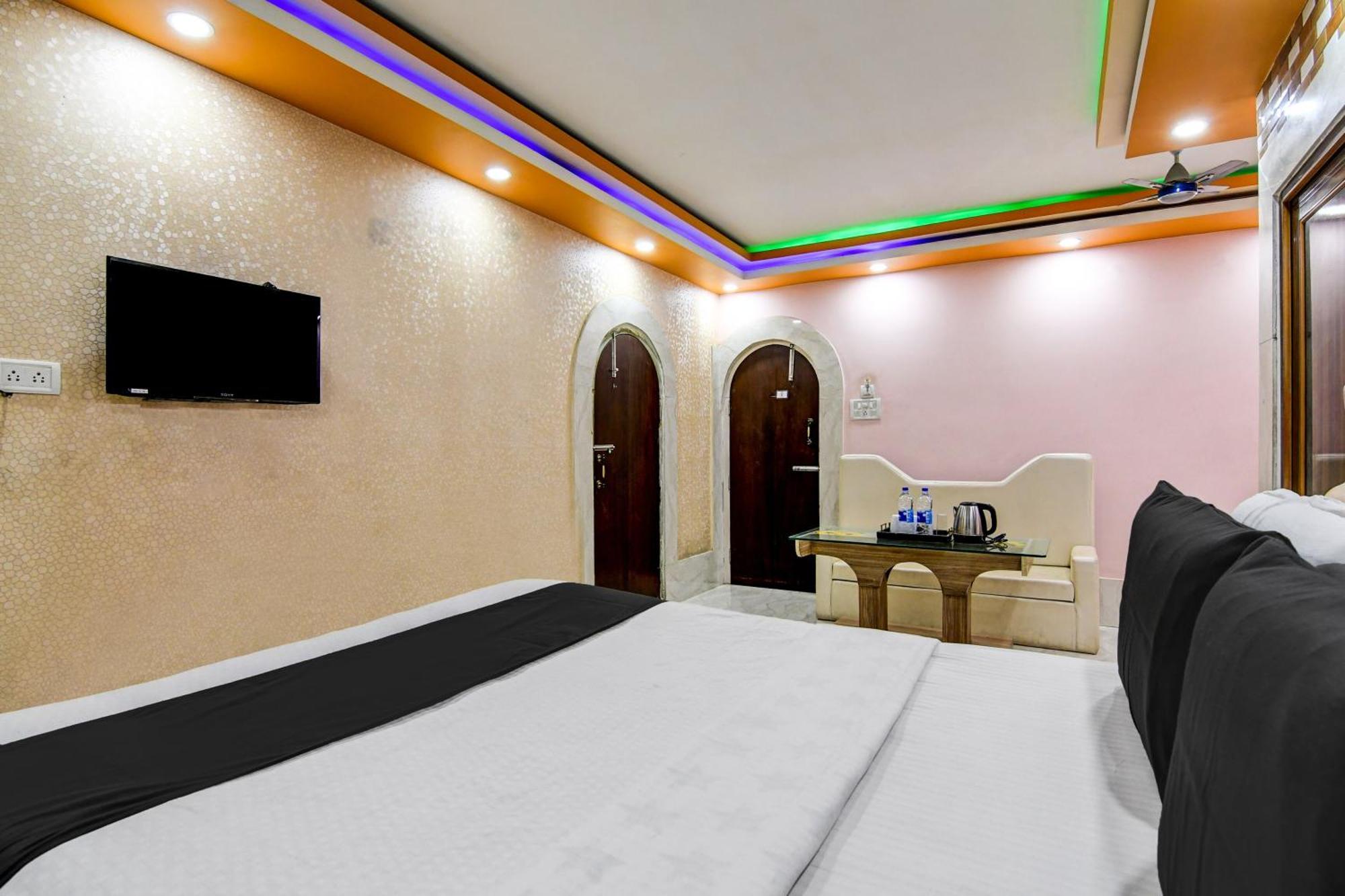 Gauripur  Super Collection O Raj Guest House Near Kolkata Airport מראה חיצוני תמונה